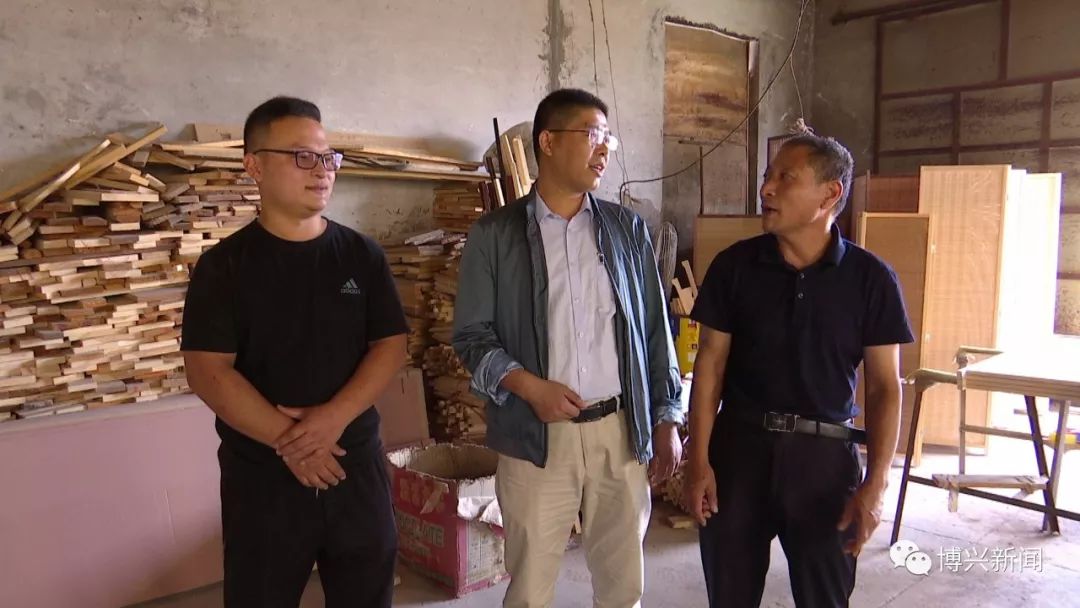产业电商锦秋街道:大力发展电商特色产业 吸引大学生返乡创业