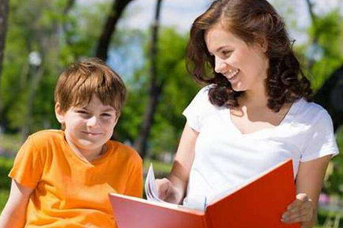 小孩子怎么学会叫妈妈 ca2813d0dbb541eda4aaa4ffcd6e93ce.jpeg
