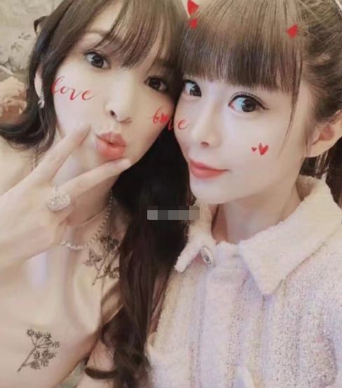 吴佩慈晒41岁庆生照,穿华丽长裙,温婉迷人尽显怀孕妈妈味道
