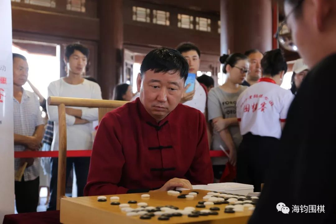 中国国家围棋队总教练,世界冠军俞斌