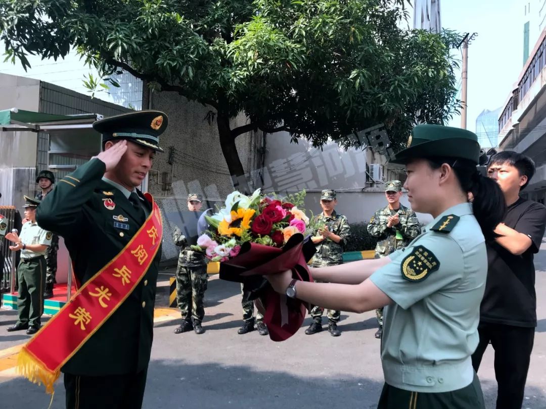 刚刚,国庆大阅兵河源武警凯旋!(附现场视频)