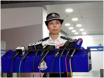 港警凌晨通报昨夜乱局，香港今天几乎半城停摆