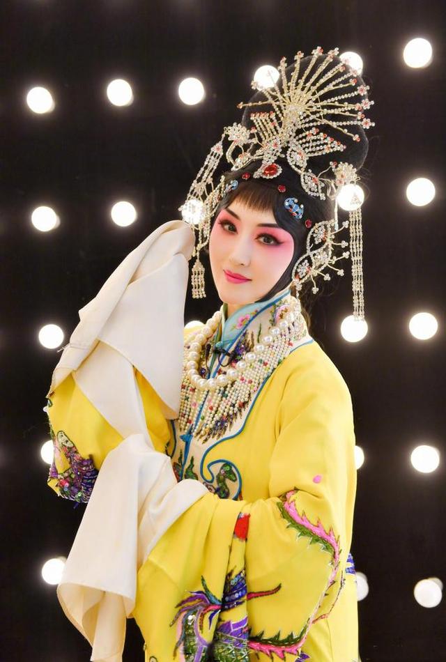 京剧太真外传杨玉环长生殿今宵盟订曲谱(3)