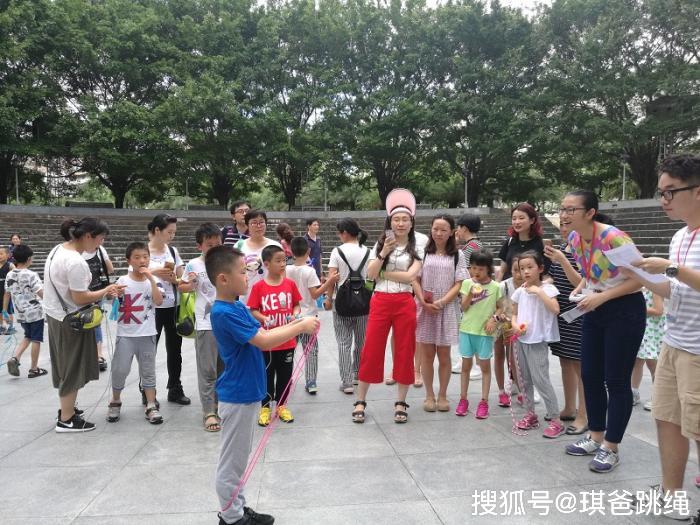 快速学会跳绳 7c76bbac5b6249f294443c5fbd9e79ab.jpeg