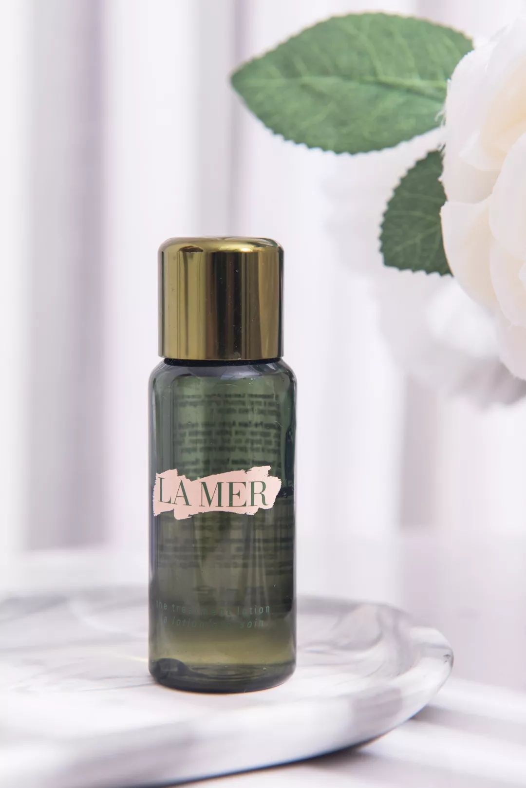 必买的大牌护肤品 8669db27d6fd4f4aa3ab45a82089668b.jpeg