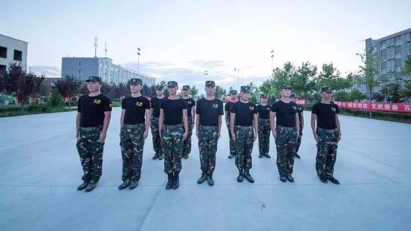 负责此次研学营的教官们道博精锐本着"以武载道,以道育人"的理念