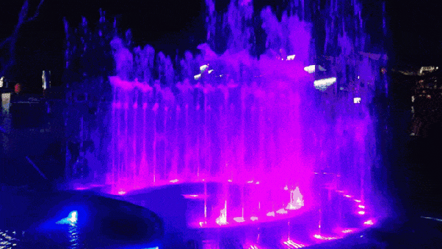 赏诗会(440)炫美华章;上联:水韵无声雕岁月,下联?