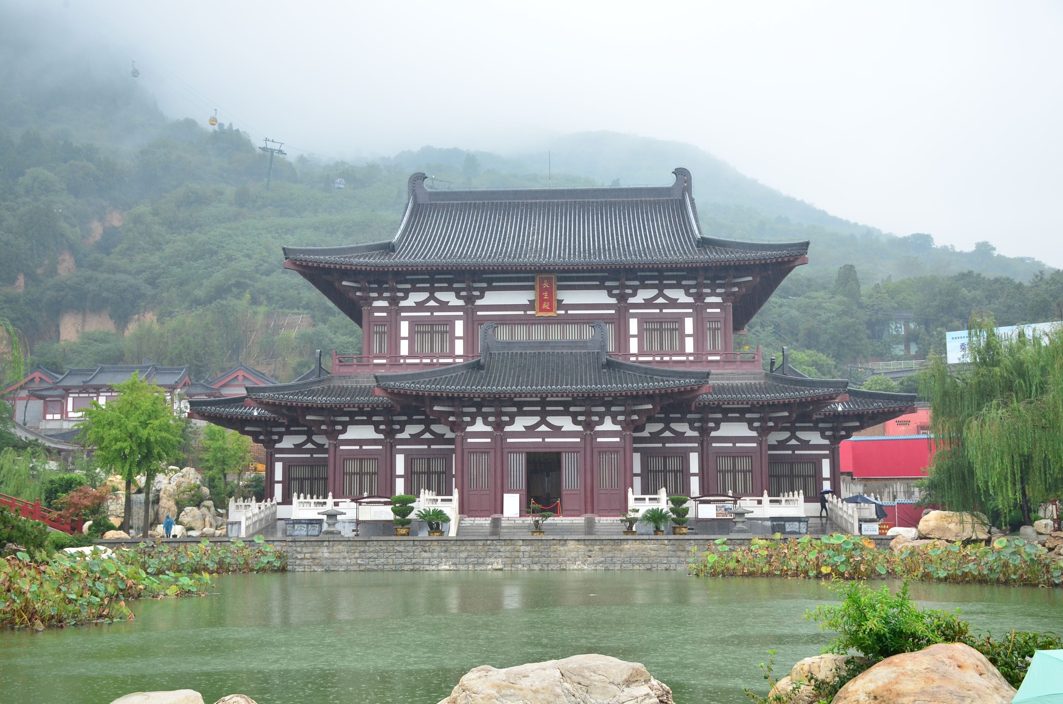皇家园林建筑6000年温泉史华清宫