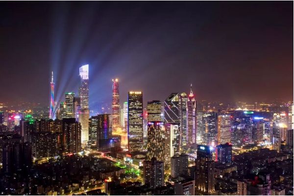 广州夜经济总量_广州涉外经济学院(2)