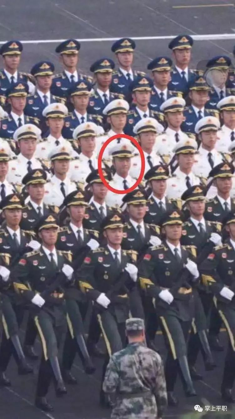 2020年仪仗队身高,美国仪仗队身高 86米的身高,被解放军三军仪仗队选中.