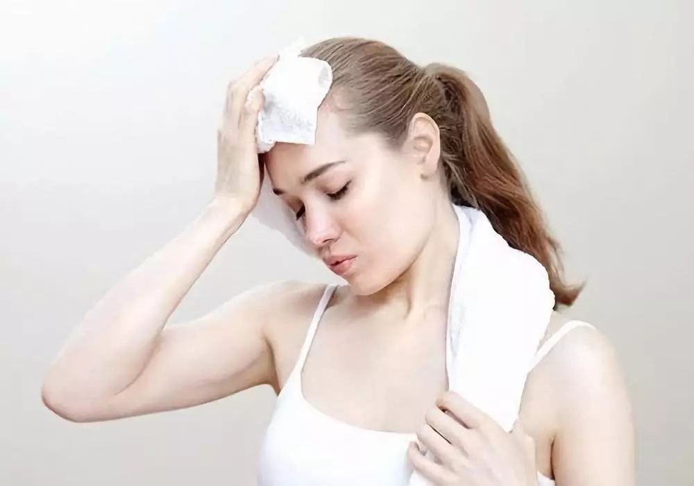 经常满头大汗,汗流不止?也许是这5个原因
