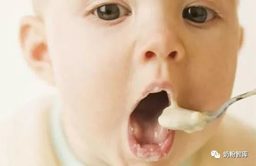 宝宝几个月添加蛋黄比较好 3f4865ebb9e7479fab0883d6e3570f3c.jpeg