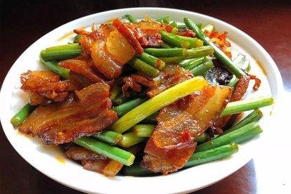 怎样做腊肉炒蒜苗好吃 6bbb20cfdb824153bf43a6ed9088c1ee.jpeg