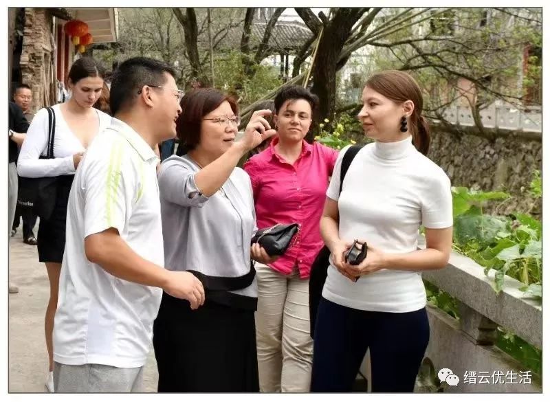 中国姓曾有多少人口_中国有多少人口(3)