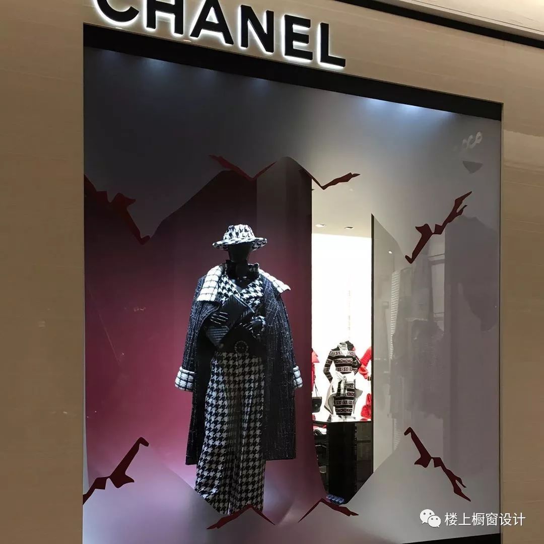 chanel万圣节橱窗来了!-saksfifth avenue