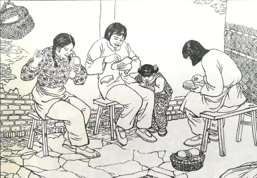 将轧熟了的棉花擀成棉花条,在纺纱车上(手车)纺成纱.部四教程燕十八图片