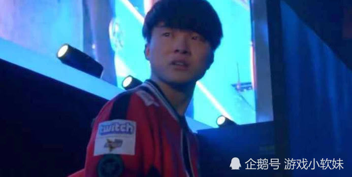 lol有哪些经典瞬间?faker前滚翻身手矫健,表情让人心碎