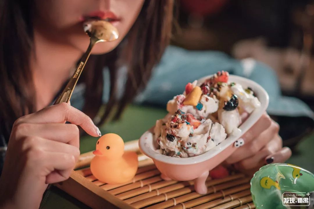 如果不赶时间,我希望你先不要回家