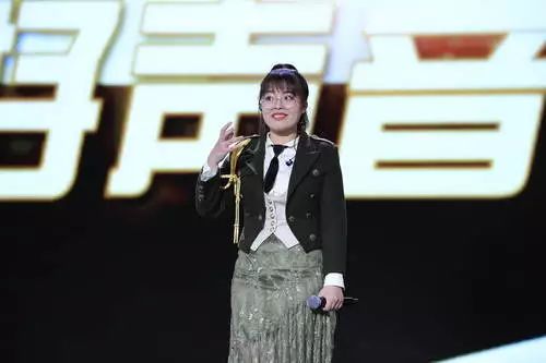 来自温州！19岁“火星嗓”女孩邢晗铭，为浙江首夺好声音冠军！