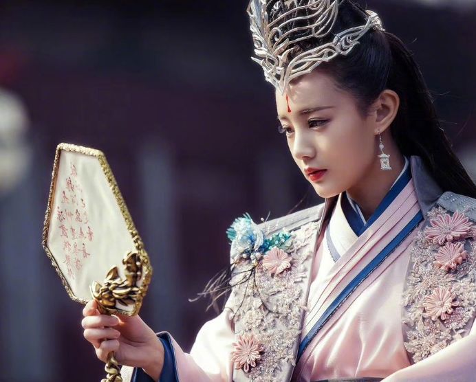很火的古装剧女主 2251786f769f4095beac4aa8d15ae885.jpeg