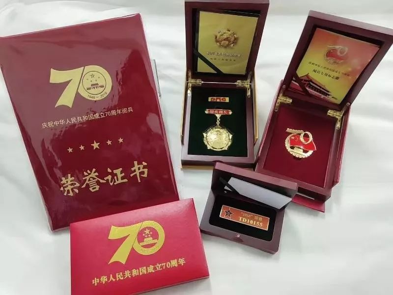 潍职学子参加国庆70周年大阅兵