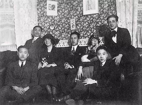����ǰ���ң������ˣ�Լ1925���ڰ��衣��׷��ṩ
