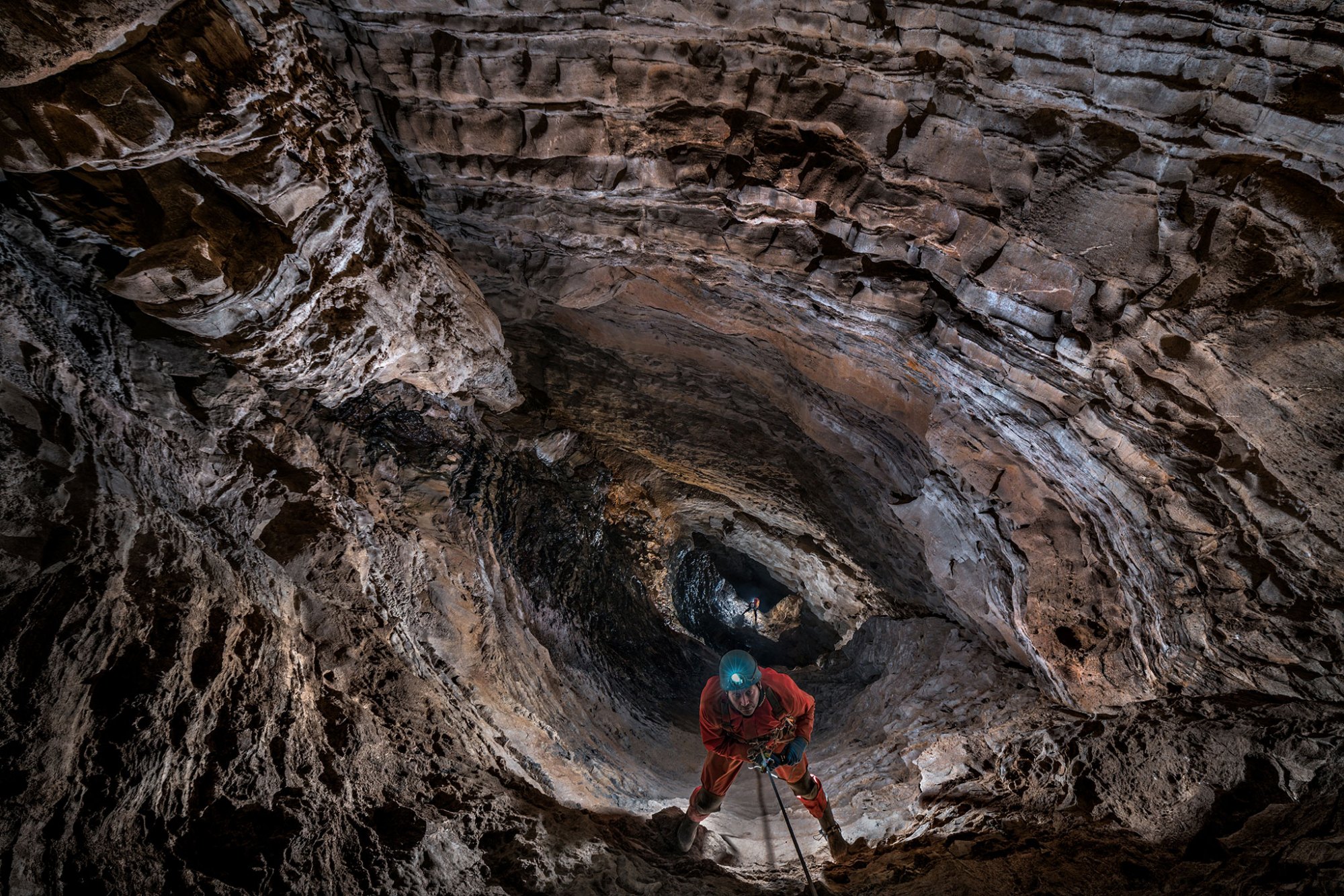 探访最美洞穴，寻找未知的宝藏-2021桂林旅游榜单-桂林必体验-自助游攻略-去哪儿攻略