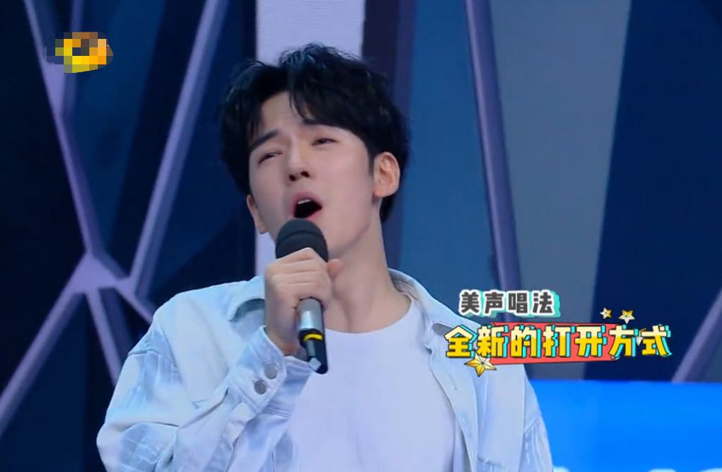 他是《快本》第6个主持人?智商在线撞脸刘昊然,因这点