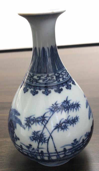 大清乾隆年制青花竹石芭蕉纹玉壶春瓶_搜狐网