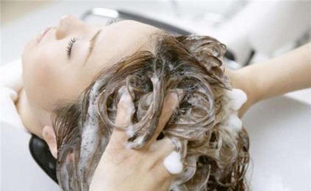 受伤缝针吃什么好 ad1f068b77f44144b85c9f4d23be806b.jpeg