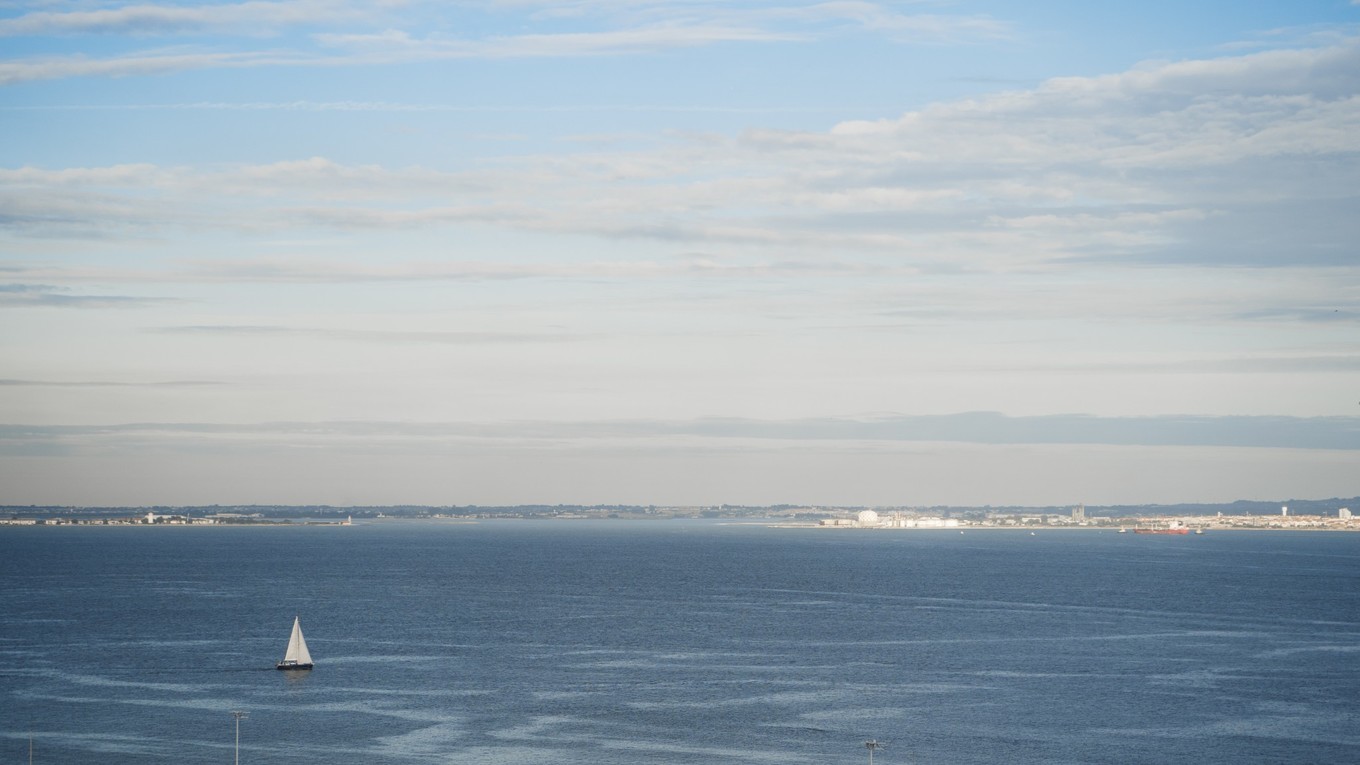 �����߼����Ӣ�۹���