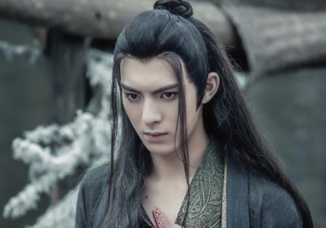 杨超越古装剧未播先火,男主徐开骋不说,男二还出演过《陈情令》