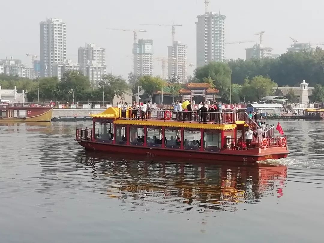 打卡新北京神舟国旅组团参加京杭大运河通航仪式