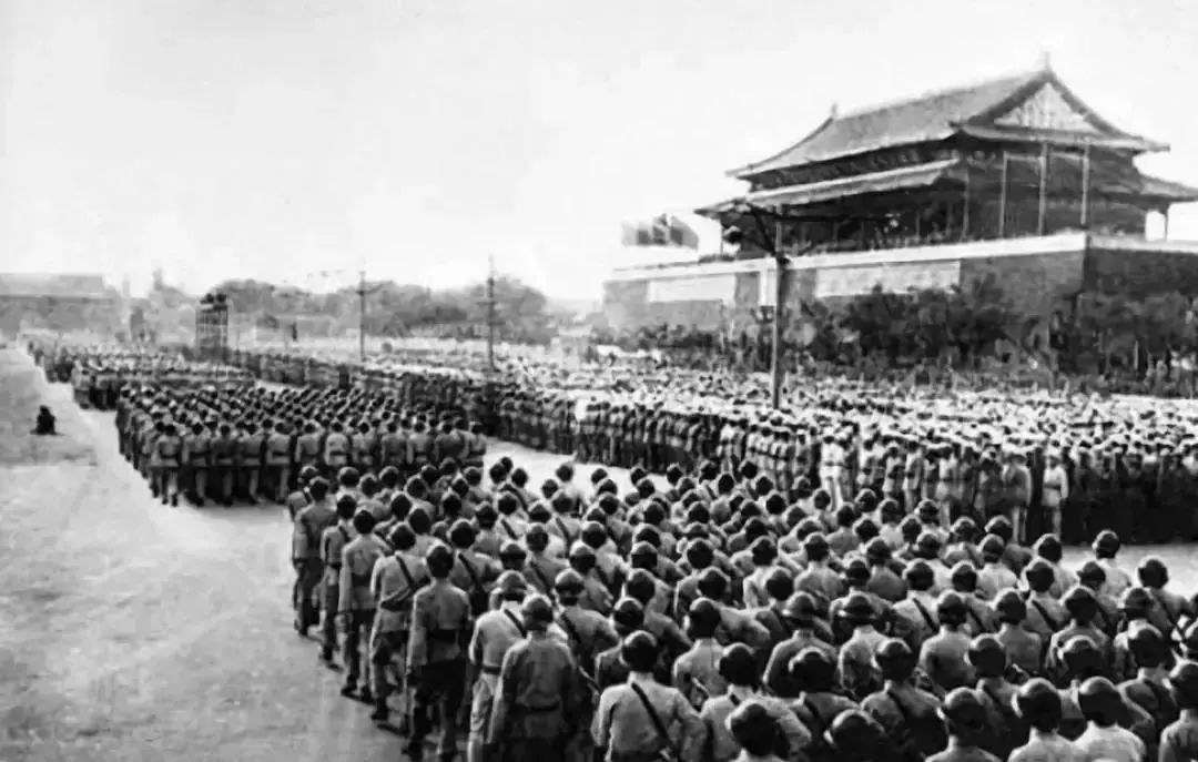 速看历年国庆阅兵照片曝光