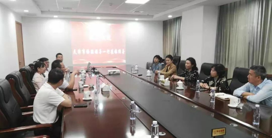 区委统战部副部长,区台办主任靳丕玉,精武镇党委副书记,镇长