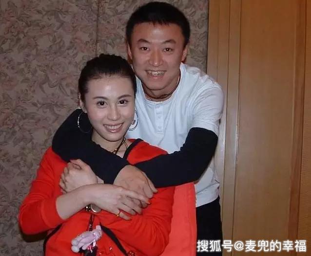 原创奥运冠军马琳前妻,离婚得千万财产,再婚后移居美国,今风韵犹存