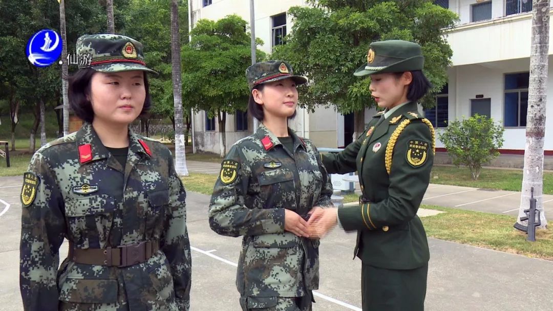 武警受阅女兵 吴凡