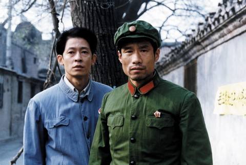 谍战电视剧排行榜_经典谍战剧排行榜Top5:《风筝》第4,《潜伏》第2,榜首无人争议(2)