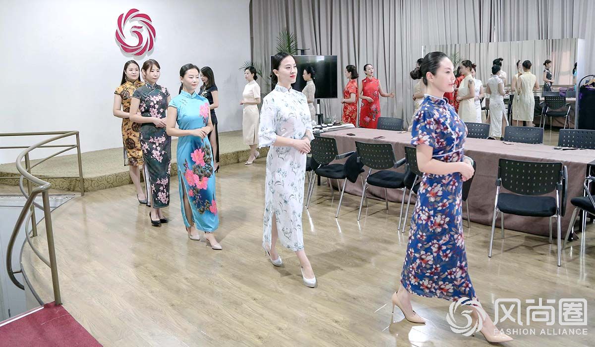 北京形体礼仪培训师资班11月8日开班