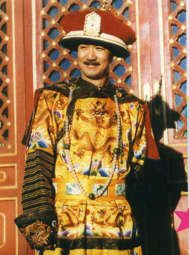 乾隆微服私访记主题曲谱_乾隆皇帝微服私访图片(2)