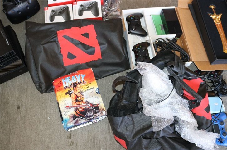 男子从Valve办公室盗走4万美元的游戏和设备