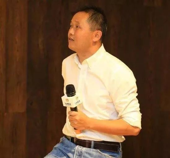 马刚火绒联合创始人▲王华marketin创始人&ceo▲李千以纯集团市场