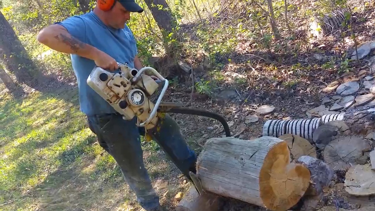 大木头锯神器 af01320c5cf94034a5efe29ac6769d14.jpeg