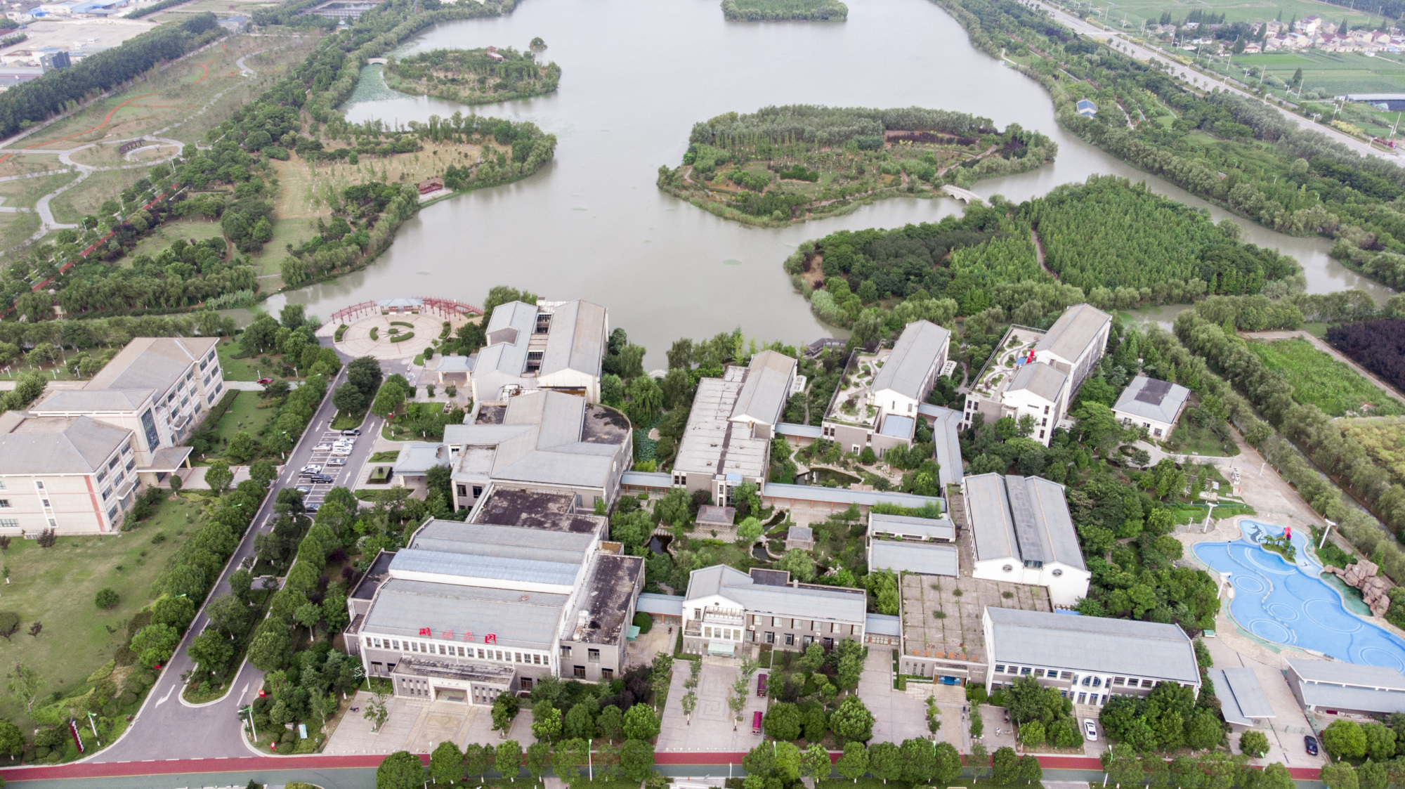 江苏旅游经济总量_江苏旅游职业学院宿舍