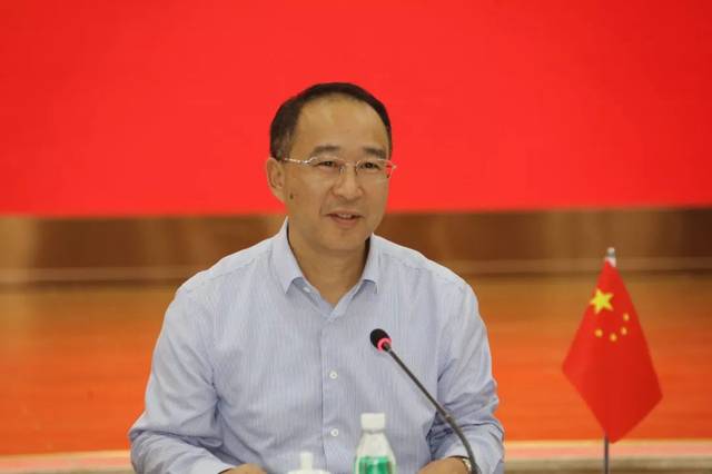面对面交流,赵勇董事长与长虹新员工擦出怎样火花