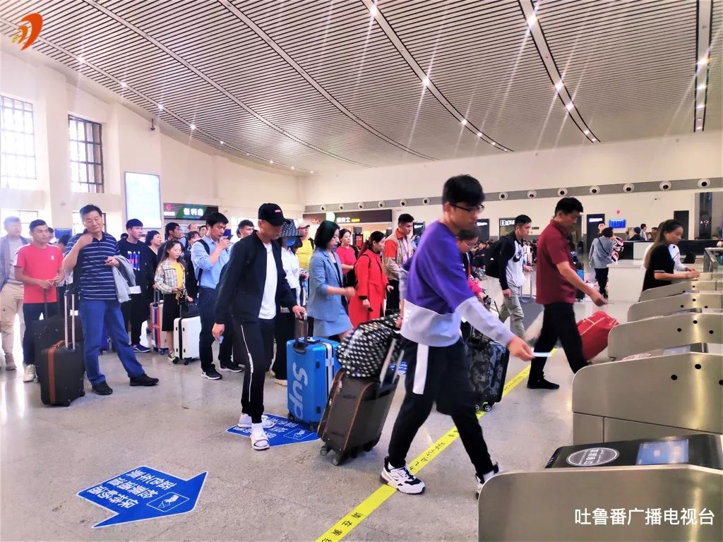 吐鲁番有多少人口_吐鲁番盆地