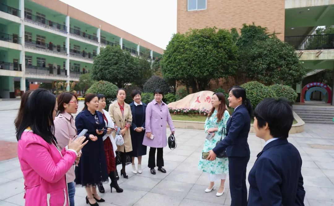 【第994期】天心区名校长一行来泰禹小学交流_李臻