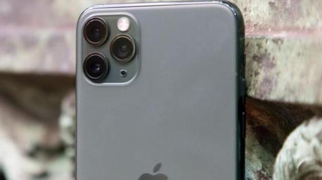 美媒评十佳手机,iphone11 pro ma无夺冠,机无缘上榜