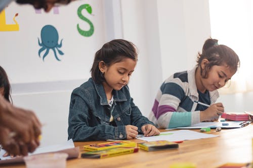 幼芽妈妈：原创天气虽冷，也别给孩子这样添衣，或会损害孩子健康，家长要当心