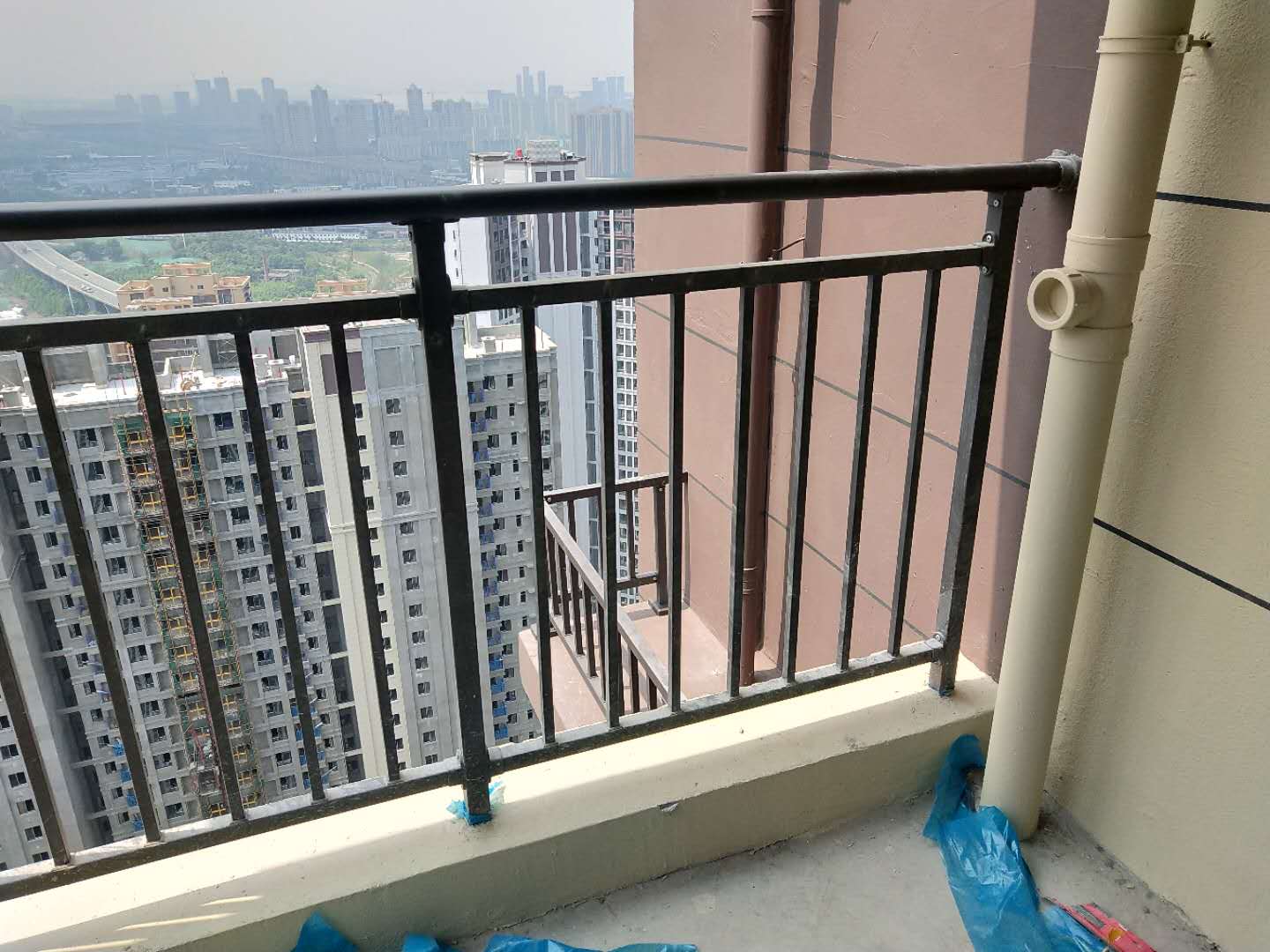 阳台护栏验收合格标准